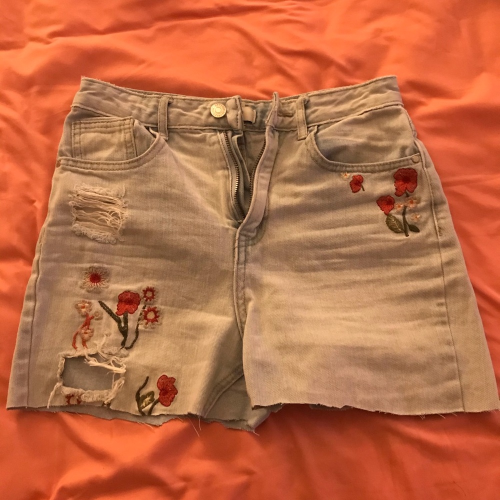 High waisted embroidered shorts